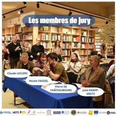 des membres du jury (Claude Leclerc, Nicole Faessel, Pierre de Châteaubourg, Julie Knapp-Gratz) installés à une table lors de la cérémonie.